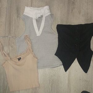 Striped Sleeveless Top with White Collar